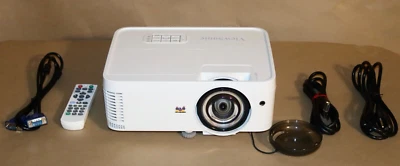 ViewSonic PS600W Short-Throw DLP Projector. 3500 Lumens. 711 -927 Hours on Lamp - Image 1 of 4