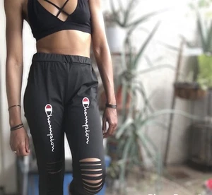 Pantalones de chándal Champion talla grande negros para mujer talla pequeña” - Imagen 1 de 12