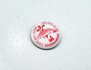 2006 Button Pinback Pin White Red 1.75" Cape Hatteras Anglers Club Tournament - Picture 1 of 3