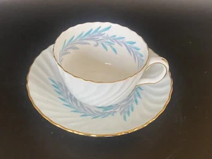 Taza de té y platillo de porcelana de hueso Minton de colección sinfonía de porcelana de hueso - Imagen 1 de 5