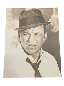 Iconic Frank Sinatra (Ol' Blue Eyes) 14x11 black/white photo - Vintage 1960’s - Picture 1 of 2