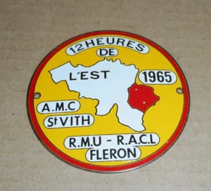ancien badge plaque calandre 12 HEURES DE L'EST 1965 AMC SAINT VITH RMU RACL - Picture 1 of 2