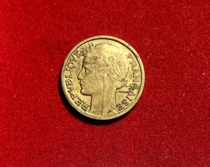 France 1940 2 Francs KM#886 Aluminum-Bronze Coin T1585 - Picture 1 of 2
