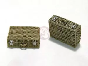 Plus Model 1/35 Wicker Rattan Suitcase WWII - Cold War era (4 luggages) EL011 - Picture 1 of 1