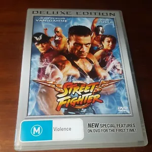Street Fighter DVD - Deluxe Edition (PAL, 2009) Free Fast Post - Picture 1 of 5