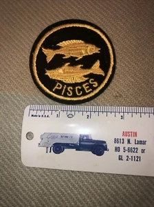 Vintage Black And Gold Pisces Sew On Patch - Picture 1 of 3