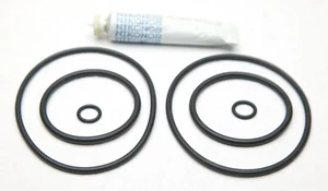 O-ring vintage 2 set completi (#7-8) inutilizzati per corpo fotocamera Nikonos I & II e obiettivo. - Foto 1 di 3