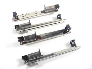 4 pezzi fader originale per 01V96, 02R96, DM1000, LS9 DM2000, AW2400 - Foto 1 di 4