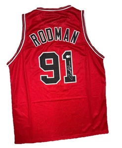 Camiseta deportiva autografiada por Dennis Rodman de los Chicago Bulls con certificado de autenticidad Beckett Bas Proof - Imagen 1 de 10