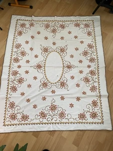 Alte bestickte Tischdecke ca. 126x147 cm Häkelborte Handarbeit (65) - Bild 1 von 7