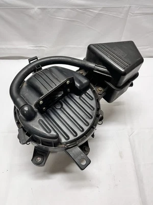 ✅90-95 Toyota 4Runner Air Cleaner Intake Filter Box 90 91 92 93 94 95 - Image 1 of 4