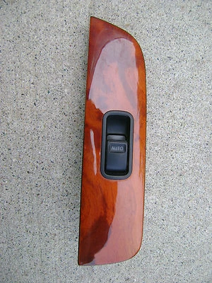 99 - 03 LEXUS RX300 3.0L V6 REAR LEFT SIDE POWER WINDOW SWITCH - Image 1 of 3