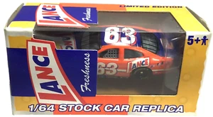 2001 Racing Champions ERTL 1/64 Shane Hall #63 Lance Snacks Promo Ford Taurus - Picture 1 of 10