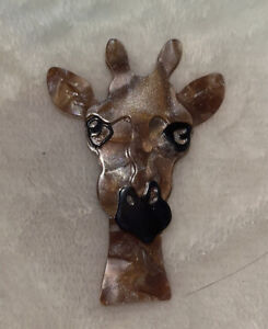 3D Stacked Acrylic Resin Brown and Black Giraffe Head Brooch Pin T100