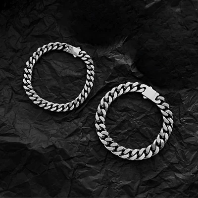 Cuban Link Mens Chain Bracelet – Titanium Steel, 7mm/9mm & 19cm, Cuban Chain Men - Image 1 of 2