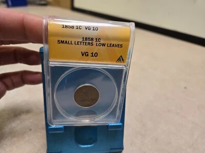 1858 1C Penny Small Letters Low Leaves ANACS VG10 - Image 1 of 4