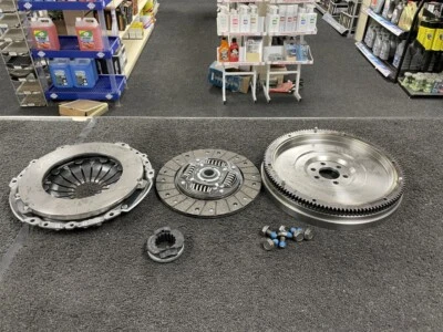 VW GOLF MK7 1.6TDi CLHA BLUEMOTION TECHNOLOGY SOLID FLYWHEEL  CLUTCH KIT 5 SPEED - Image 1 of 2