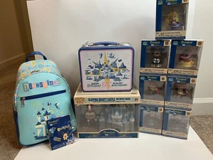 Funko Disneyland 65th Anniversary LOT! Inklusive Rucksack, Lunchbox, Mini Figuren - Bild 1 von 6