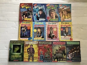 An Assorted Lot Of 13- Soft Covered ChildrenBooks Of Various Series And Authors - Picture 1 of 3