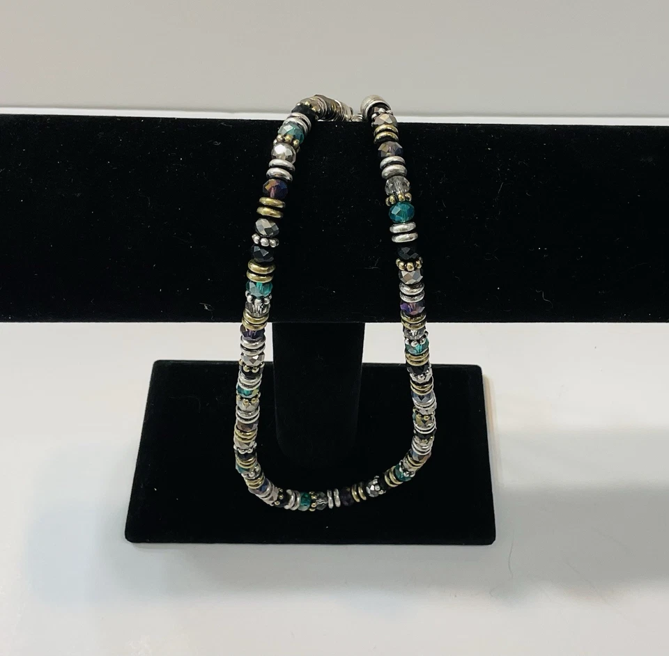 "Collar Premier Designs de latón plateado con gemas finas y cuentas de vidrio de 16"" con 4"" de extensión" Foto 1 de 4