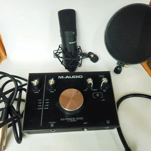 M-Audio MTRACK2X2 Studio Recording Interface C-series with M-Audio microphone - Picture 1 of 8