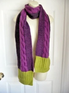 LIFE IS GOOD Scarf NWT Perfect Plum Chunky Cable Knit Green Ribbed Ends WARM - Picture 1 of 8