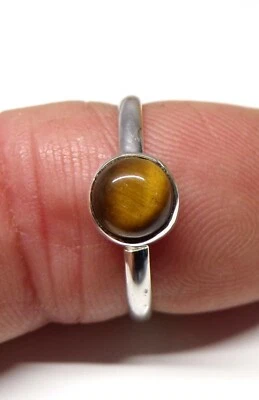Anillo de plata esterlina 925 hecho a mano de 6 mm ojo de tigre piedra banda lisa tamaño H a Z+1 Foto 1 de 4