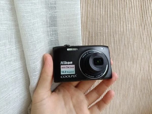 🔥Nikon CoolPix S3100 Black 14.1MP digital compact camera🔥WORKing FULL Set🔥 - Picture 1 of 7
