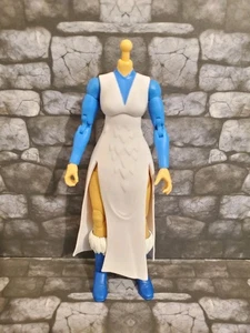 Masters Of The Universe Revelations Sorceress Body für Kitbash Custom Futter  - Bild 1 von 4