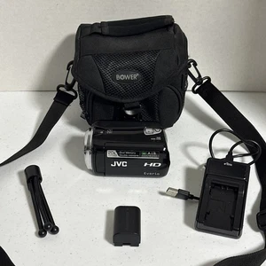 JVC Everio HD GZ HD500BU Camcorder - Picture 1 of 8