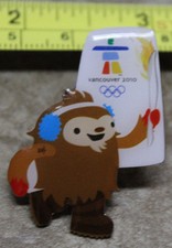 2010 Quatchi Torch Relay Vancouver Winter Olympics Paralympics Pin