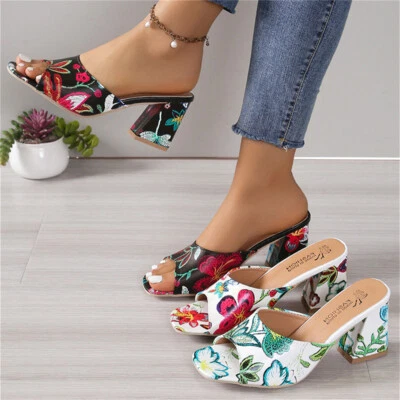 Women's Floral Pattern Sandals Slip On Casual Chunky Heel Summer Outdoor Slides - Image 1 of 4