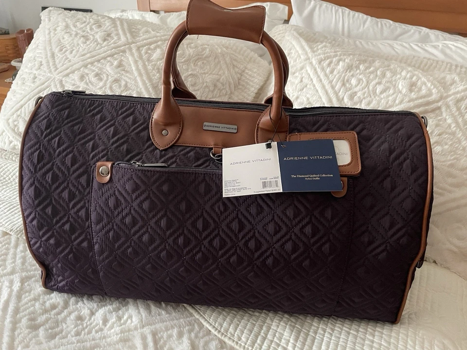 Bolso de Lona Adrienne Vittadini Grande Acolchado Púrpura Noche Foto 1 de 1