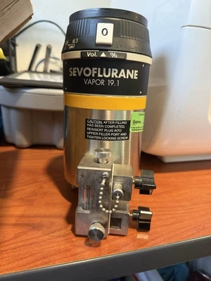 Vaporizador Drager Vapor 19.1 Sevoflurano - Montaje fijo - Relleno de llave - Probado biomédico Foto 1 de 2