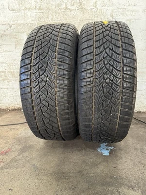 2x225/55/R17 Goodyear Ultragrip Performance 7-8MM No Repair 3217.   251101 - Bild 1 von 2