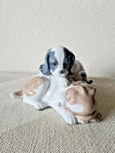 NAO by LLADRO # 0385 Wake Up 1983 Porcelain Figurine Playful Pups Dogs Puppies - Picture 1 of 10