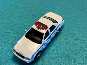 Usado, descontinuado escala 1/87 MODELO POWER Ford Crown Vic NYPD modelo patrulla. - Imagen 1 de 2