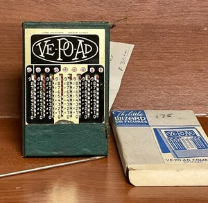 Vintage VE-PO-AD manuelle Addiermaschine mit OVP und Metall Stylus. - Bild 1 von 4