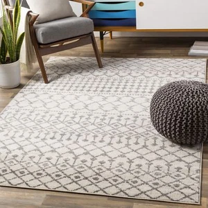 Livabliss Elsie Global Bohemian Runner Area Rug,2'7" x 10',Khaki/Gray - Picture 1 of 8
