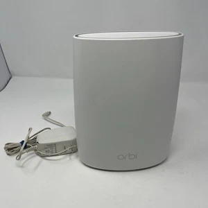 Satélite de malla adicional NETGEAR Orbi RBS50v2 AC3000 Tri-Band Wi-Fi 5 - Probado - Imagen 1 de 8
