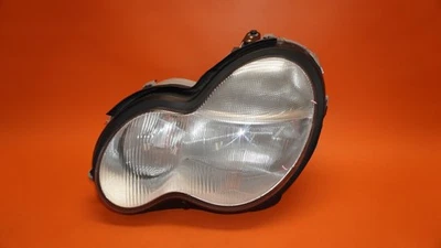 FARO CONDUCTOR IZQUIERDO MERCEDES BENZ C230 2002 2003 2004 A20382015G1 XENÓN OEM Foto 1 de 4