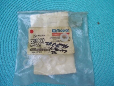 NOS MoPar 1984 - 2002 Jeep colector de escape espaciador 33003332 Foto 1 de 3