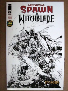 2018 IMAGE COMICS MEDIEVAL SPAWN/WITCHBLADE #2 COPERTINA GREG CAPULLO BIANCO E NERO - Foto 1 di 8