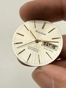 Cadran automatique vintage argent Bulova suisse cadran OMatic cadran de montre double jour (bf3) - Photo 1/4