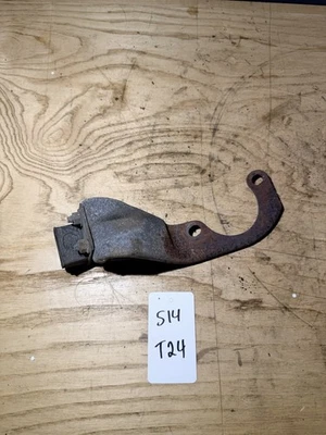 95-98 Nissan 240SX S14 OEM Escape To Downpipe Suporte Cabide Ka24de Dohc - Imagem 1 de 4