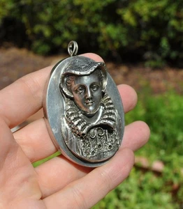 Antique 999 Pure Solid Silver HW Designer Sculpted Mary Queen of Scots Pendant - Picture 1 of 5