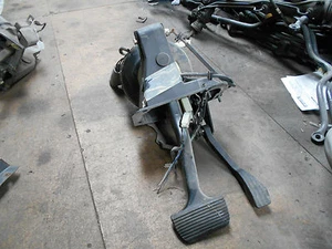 Servofreno e scatola pedaliera Jaguar XJ X308. Originale. 1998-2002 - Foto 1 di 4