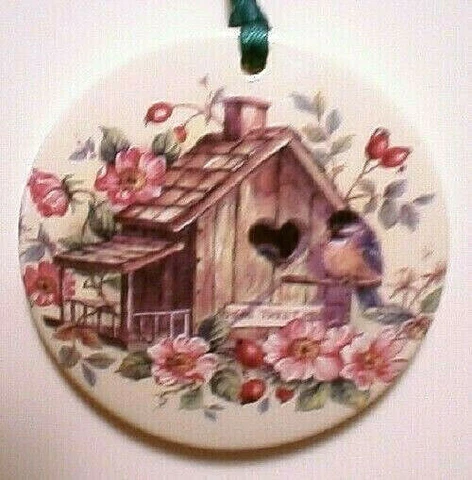 BEAUTIFUL BIRDHOUSE COTTAGE ROUND BASKET TIE ON - NEW -SHOP STORE UNIQUE ITEMS Cover