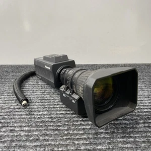 Cámara convertible Panasonic HD AW-HE870 con lente zoom de TV Fujinon AW-LZ17MD9AG - Imagen 1 de 11
