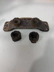 85-87 Honda Trx250 Fourtrax Seat Mount Bracket Support Grommet Rubber - Bild 1 von 6